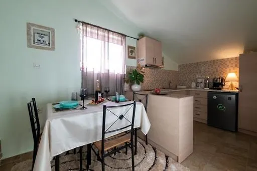 Bougainvillea House 2 Apartmán Kalamata