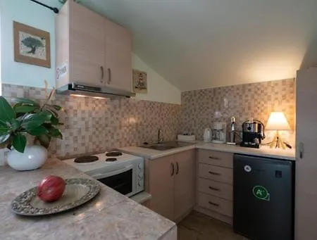 Daire Bougainvillea House 2 *