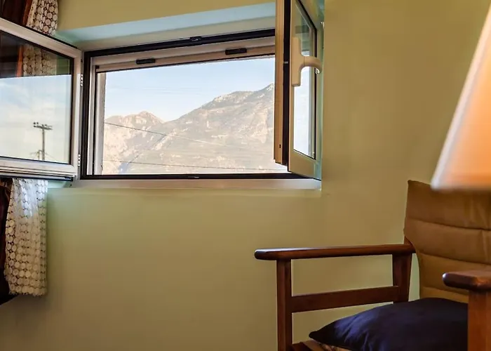 公寓 Bougainvillea House 2 *