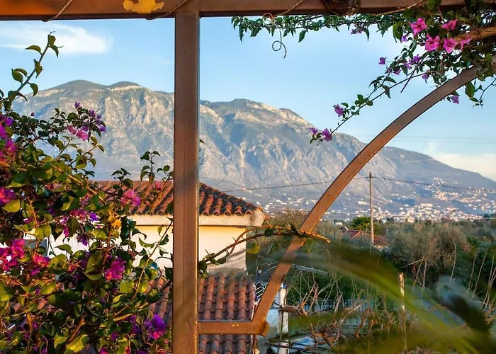 Bougainvillea House 2 * Kalamata