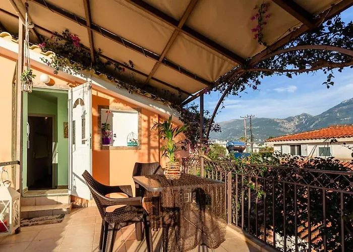 Lägenhet Bougainvillea House 2 Kalamata