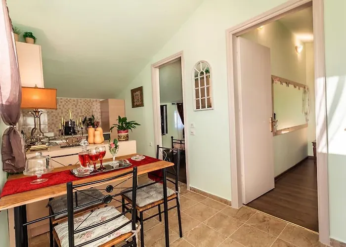 Bougainvillea House 2 公寓 卡拉马塔