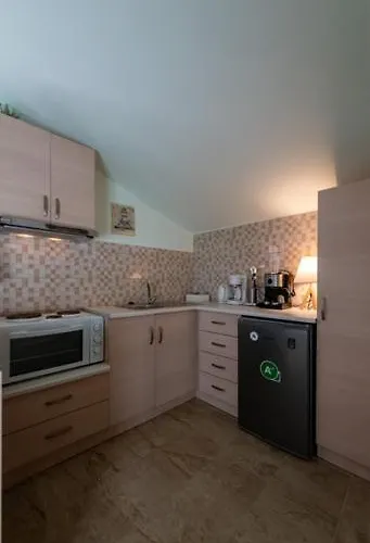 Bougainvillea House 2 *